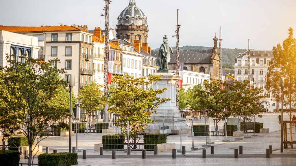 Hotels in ClermontFerrand ab € 23 Finde günstige Hotels mit momondo