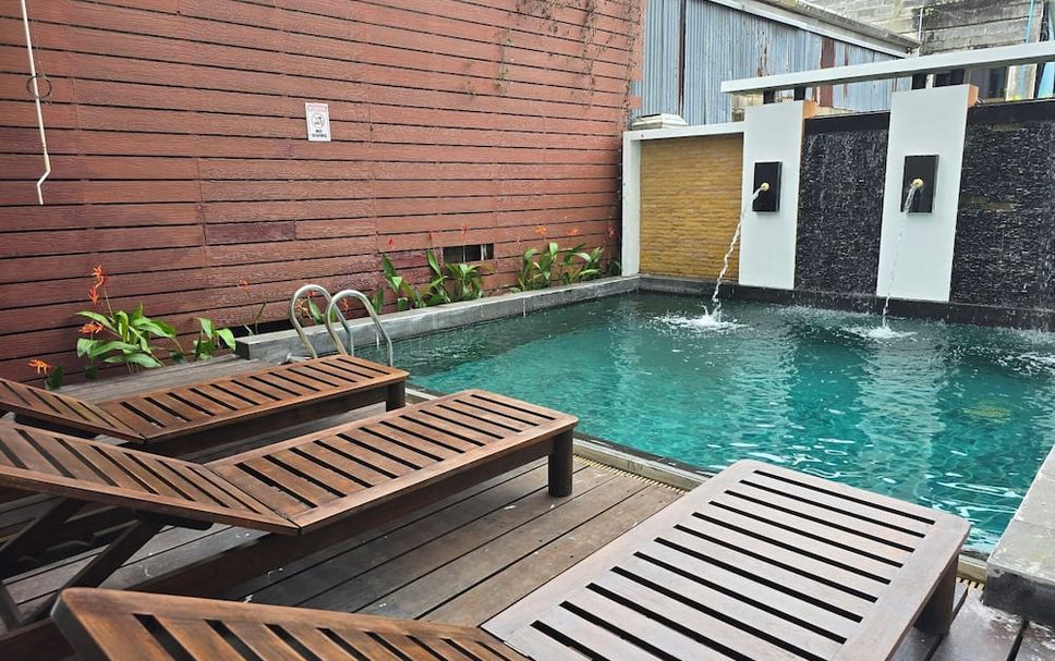 Pool Foto