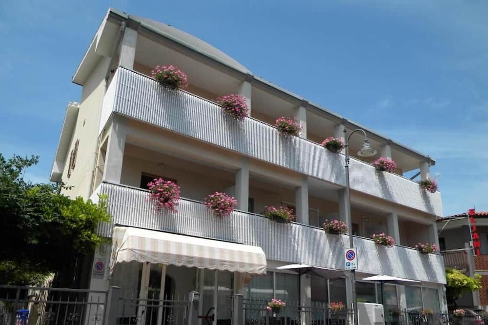 Gebäude