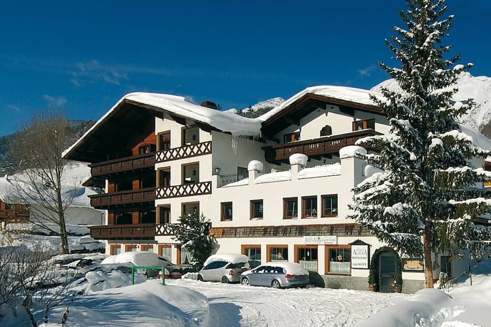 Gebäude