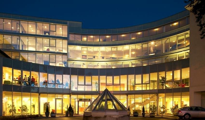 Gebäude